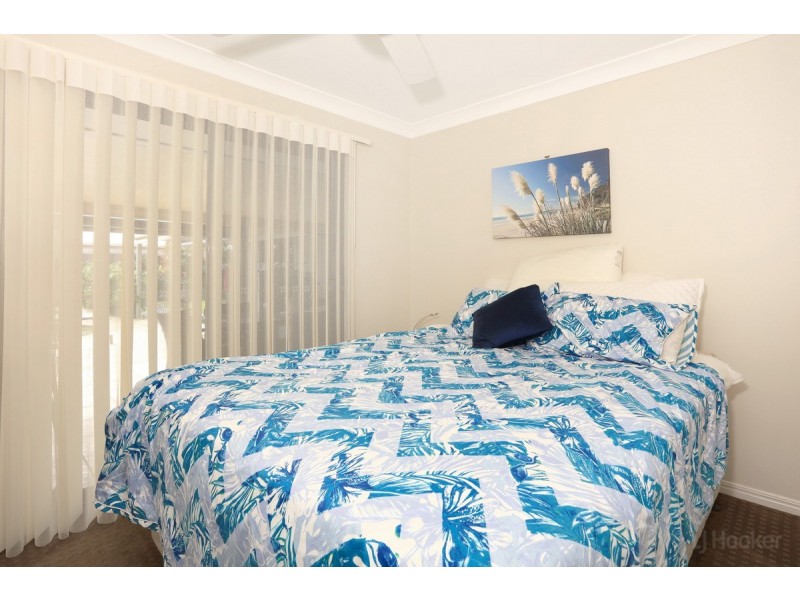 9 Lakefield Crescent, Paradise Point QLD 4216