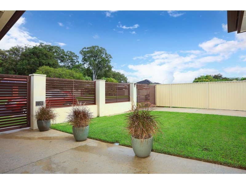 9 Lakefield Crescent, Paradise Point QLD 4216
