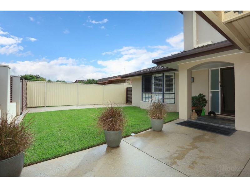 9 Lakefield Crescent, Paradise Point QLD 4216