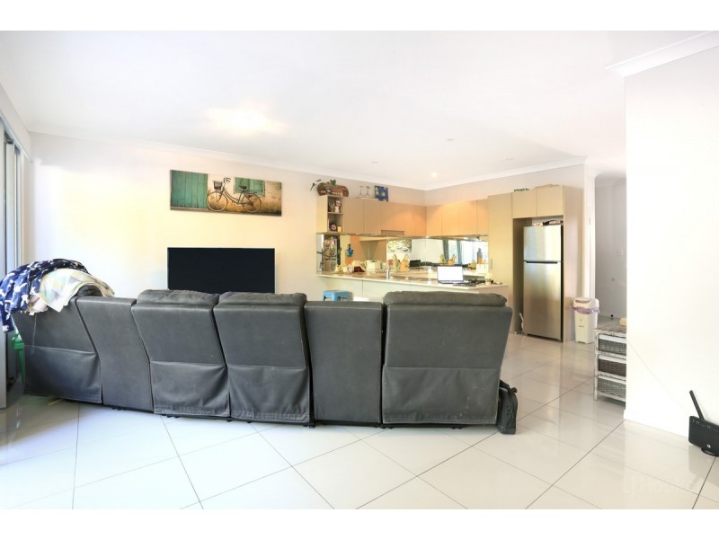 8/430 Pine Ridge Road, Coombabah QLD 4216