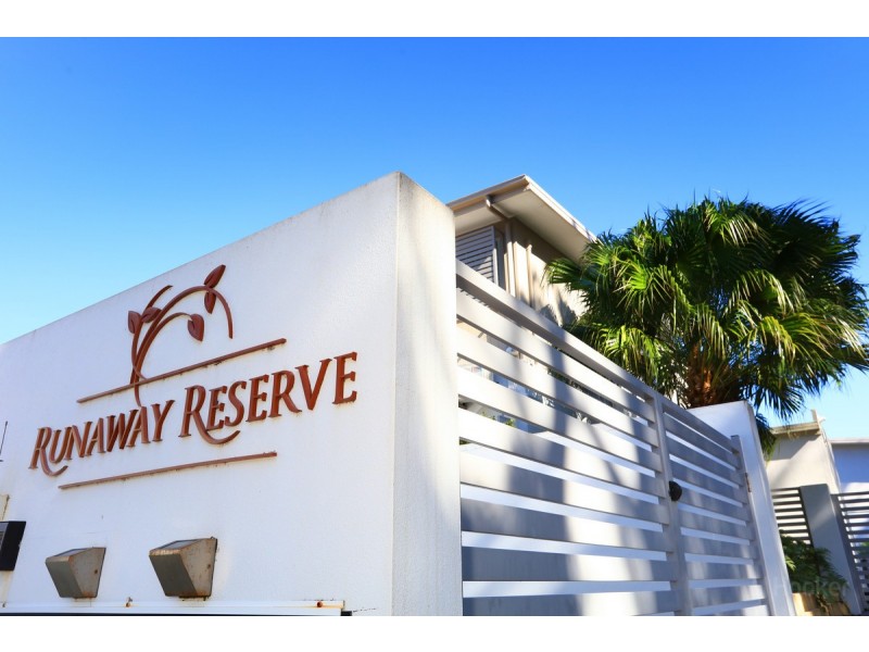 8/430 Pine Ridge Road, Coombabah QLD 4216