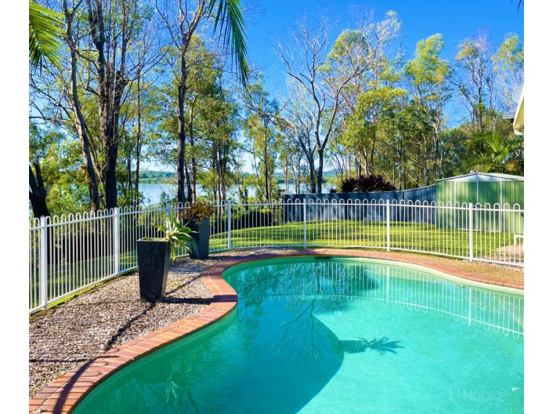 19 Boreen Court, Helensvale QLD 4212