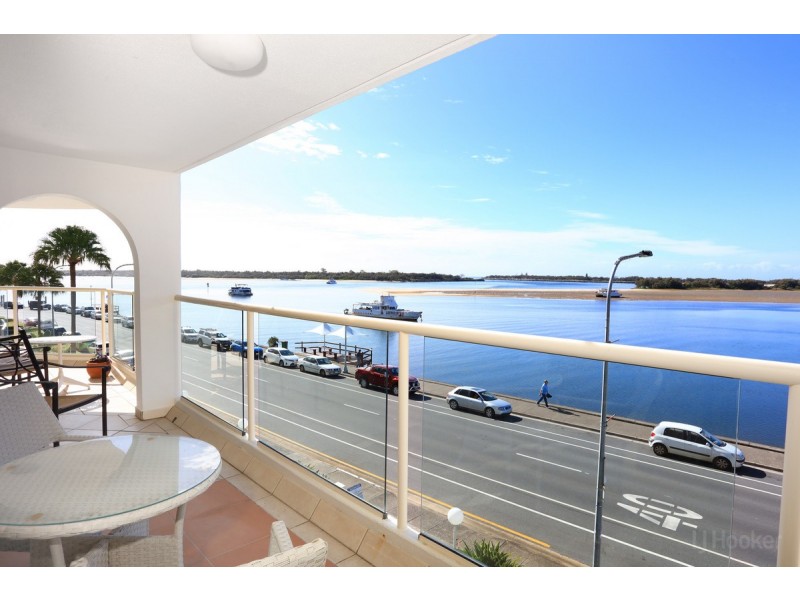 7/318 Marine Parade, Labrador QLD 4215