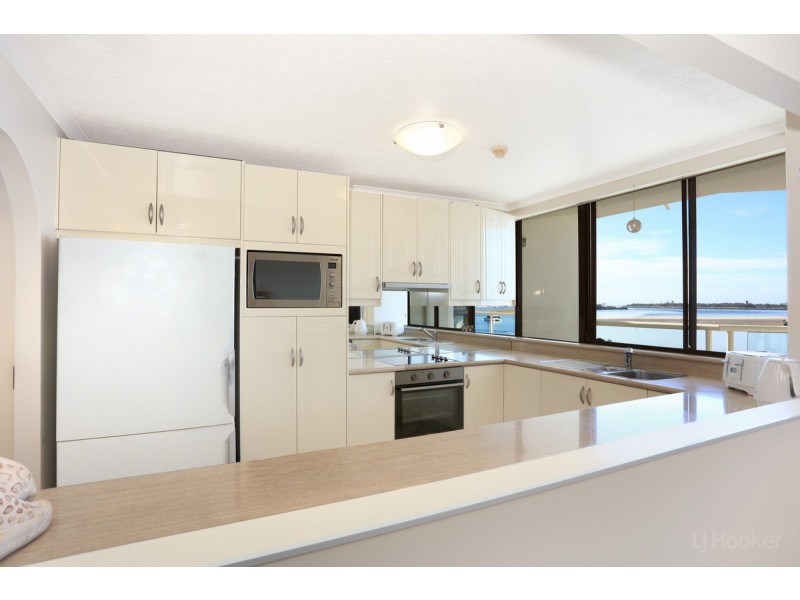 7/318 Marine Parade, Labrador QLD 4215