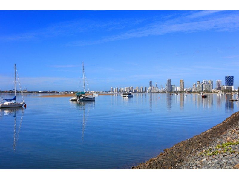 7/318 Marine Parade, Labrador QLD 4215