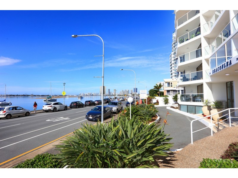 7/318 Marine Parade, Labrador QLD 4215