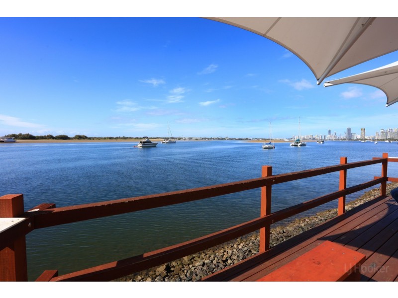 7/318 Marine Parade, Labrador QLD 4215