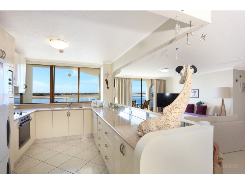 7/318 Marine Parade, Labrador QLD 4215