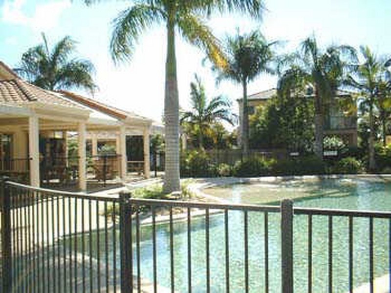 77 Riverlink Grove, 2 Anaheim Drive, Helensvale QLD 4212