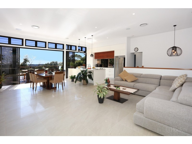 15-17 Gwingana Court, Beechmont QLD 4211