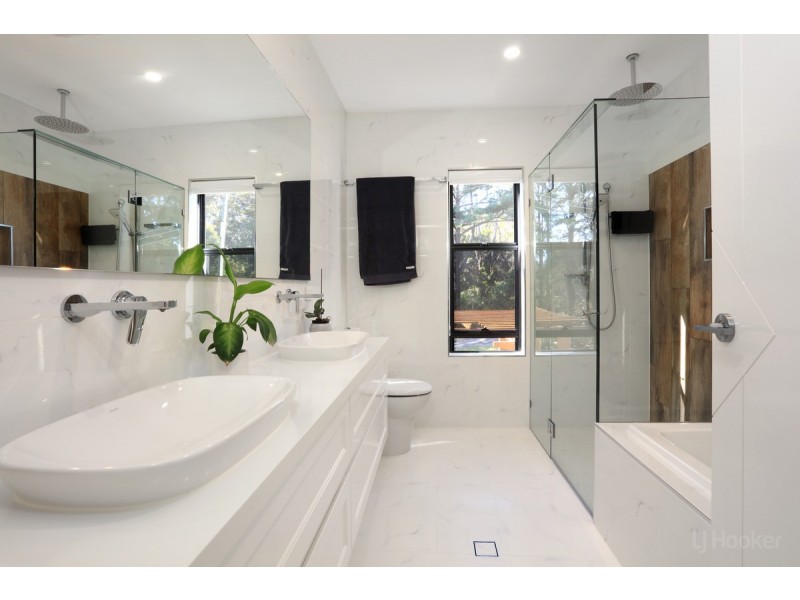 15-17 Gwingana Court, Beechmont QLD 4211