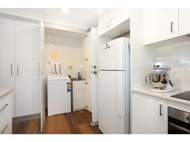6/31 Thrush Avenue, Paradise Point QLD 4216