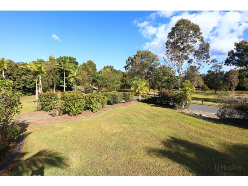 169/10 Ghilgai Road, Merrimac QLD 4226