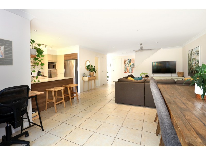 21/368 Pine Ridge Road, Coombabah QLD 4216