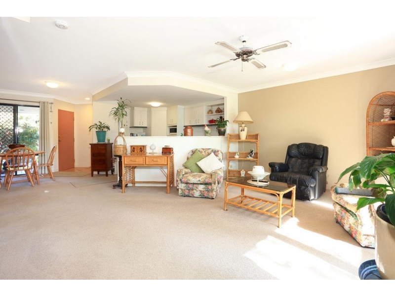 275/125 Hansford Road, Coombabah QLD 4216