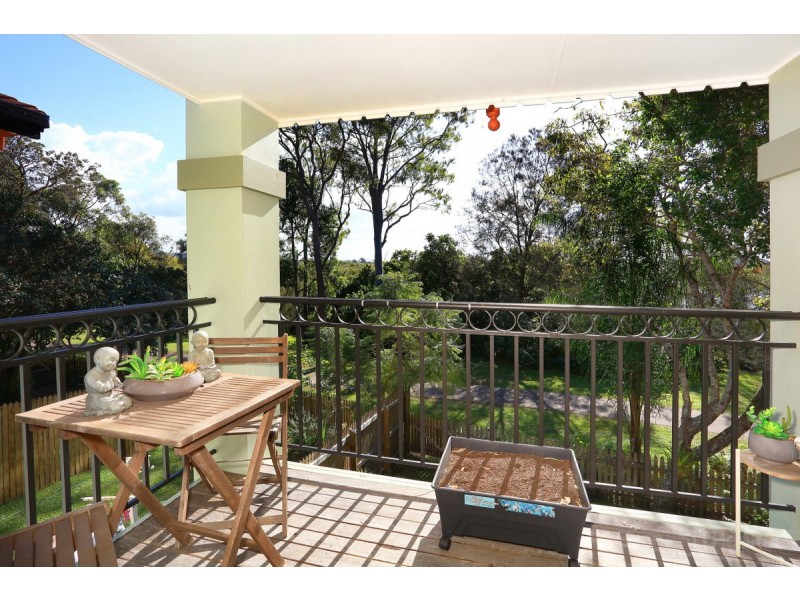 275/125 Hansford Road, Coombabah QLD 4216