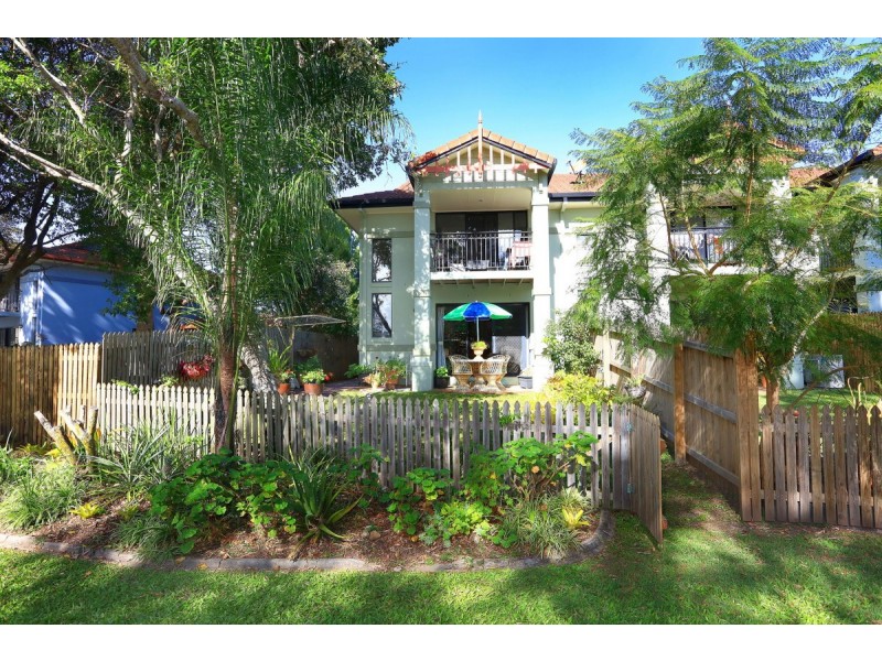 275/125 Hansford Road, Coombabah QLD 4216