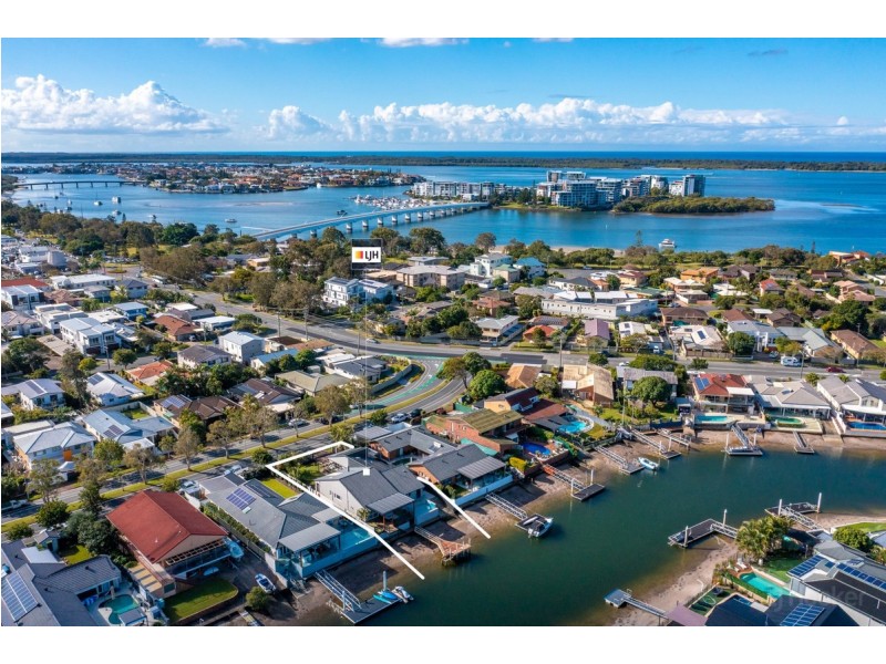 10 Matthew Flinders Drive, Hollywell QLD 4216