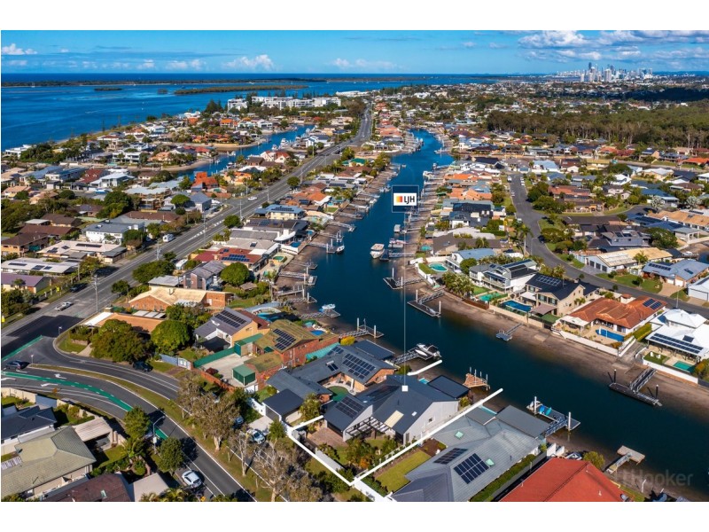 10 Matthew Flinders Drive, Hollywell QLD 4216