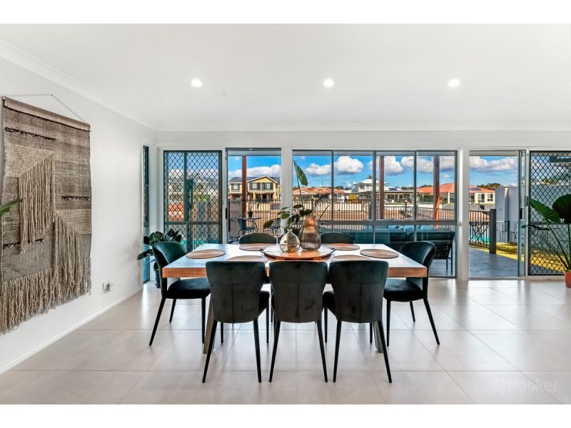 10 Matthew Flinders Drive, Hollywell QLD 4216