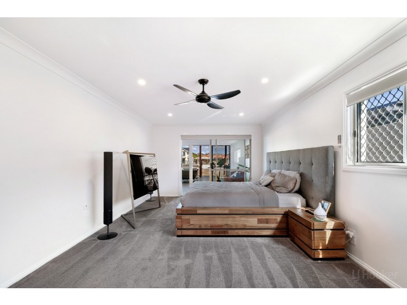 10 Matthew Flinders Drive, Hollywell QLD 4216