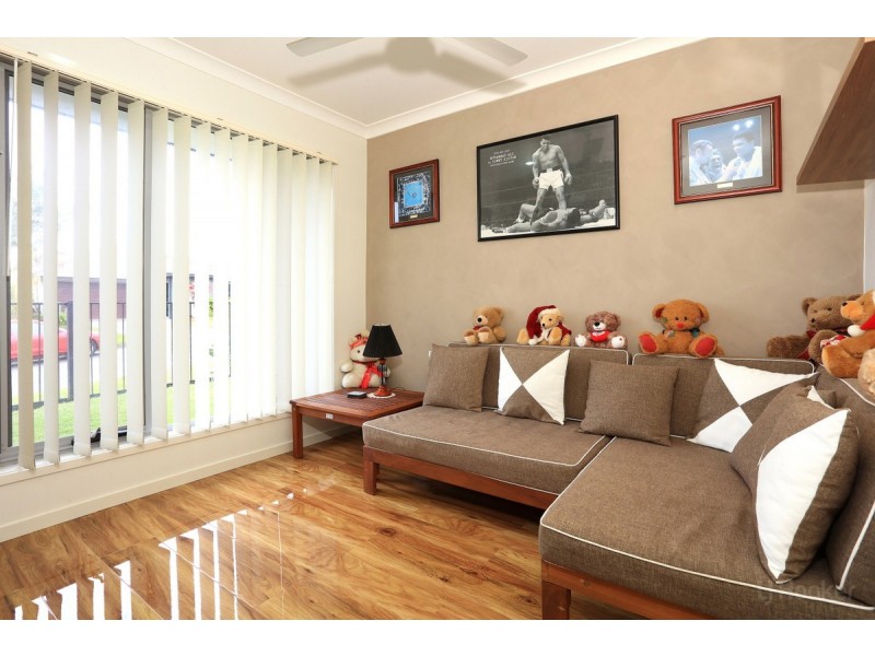 5 Turner Crescent, Ormeau Hills QLD 4208