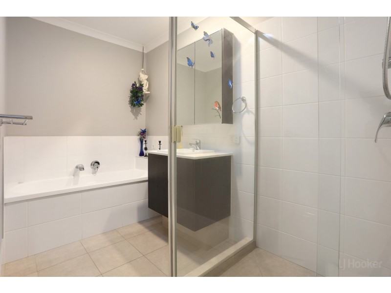 5 Turner Crescent, Ormeau Hills QLD 4208