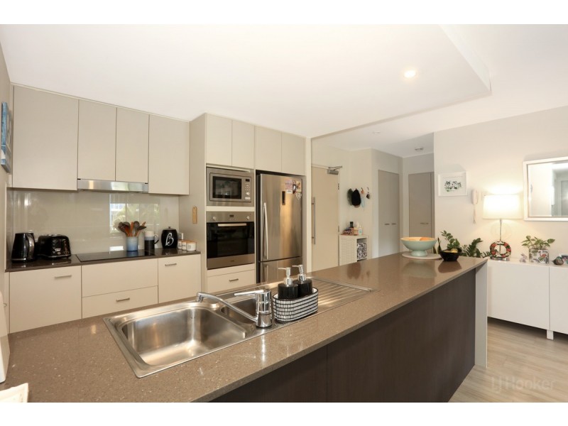 1312/2 Activa Way, Hope Island QLD 4212