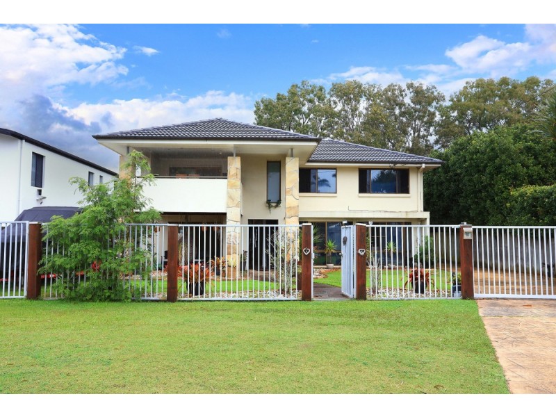 13 Shoe Street, Hope Island QLD 4212