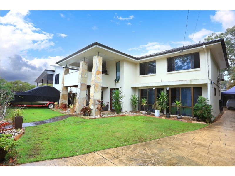 13 Shoe Street, Hope Island QLD 4212