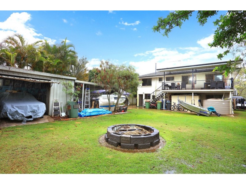 13 Shoe Street, Hope Island QLD 4212