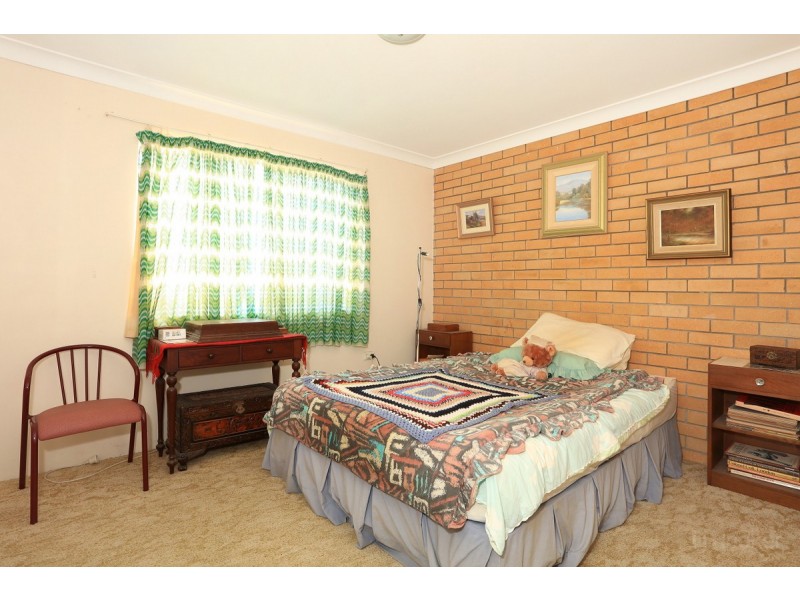 29 Turana Street, Coombabah QLD 4216