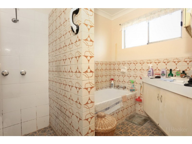 29 Turana Street, Coombabah QLD 4216