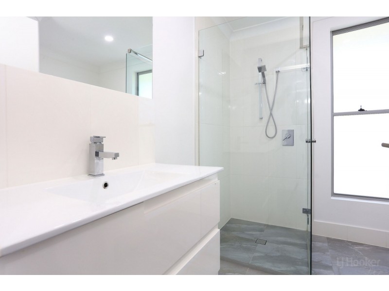 56 Turana Street, Coombabah QLD 4216