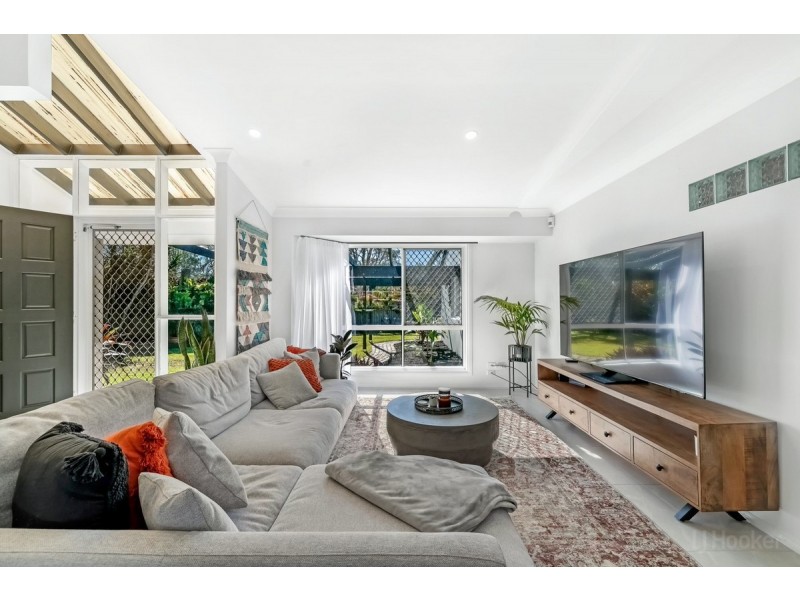 10 Matthew Flinders Drive, Hollywell QLD 4216