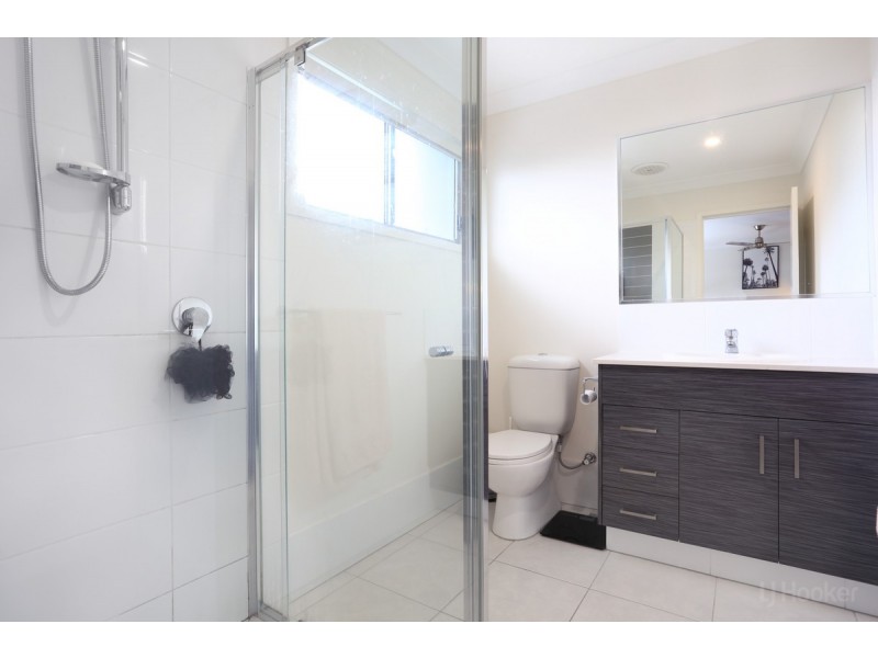 2/30 Bidmead Circuit, Pimpama QLD 4209