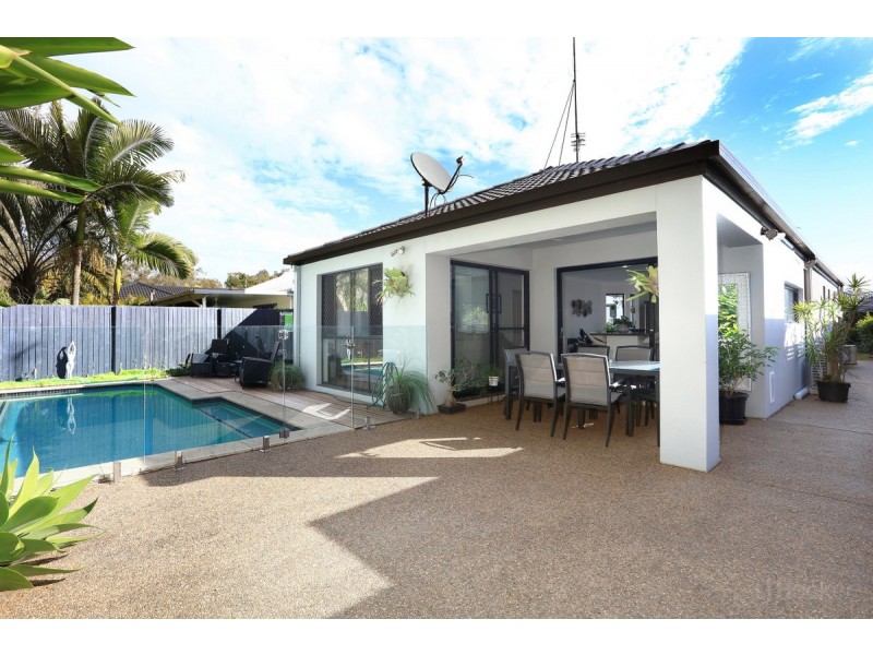 26 Zac Avenue, Coombabah QLD 4216