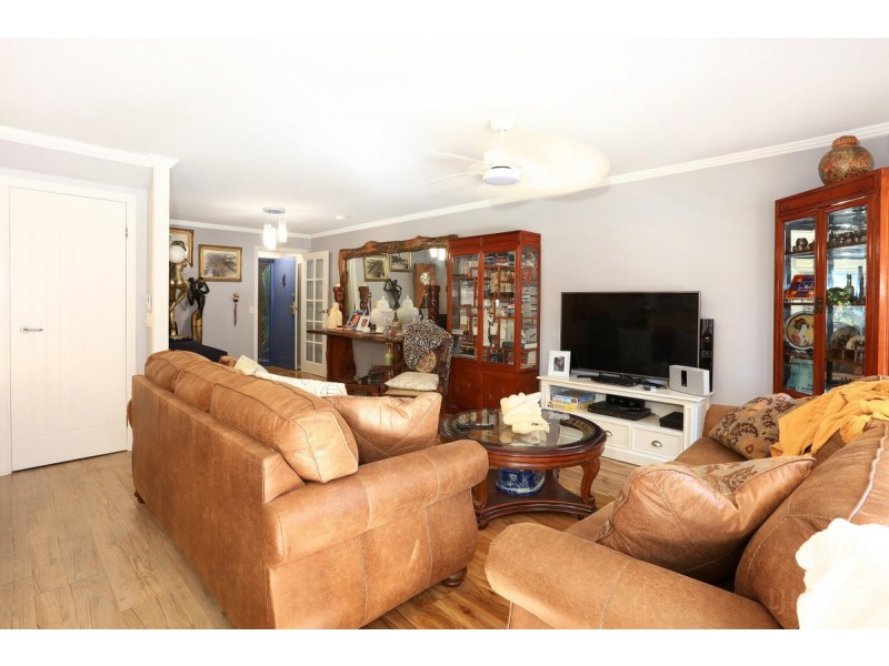 39 John Lund Drive, Hope Island QLD 4212