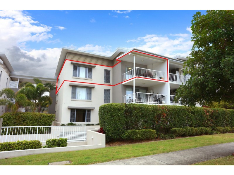 22/8-10 Ahern Street, Labrador QLD 4215