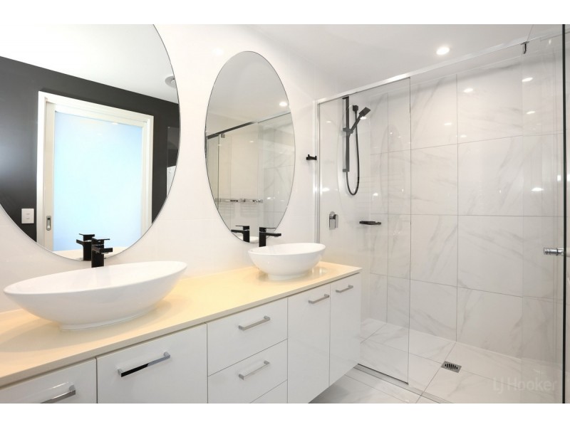 3901/5 Harbour Side, Biggera Waters QLD 4216