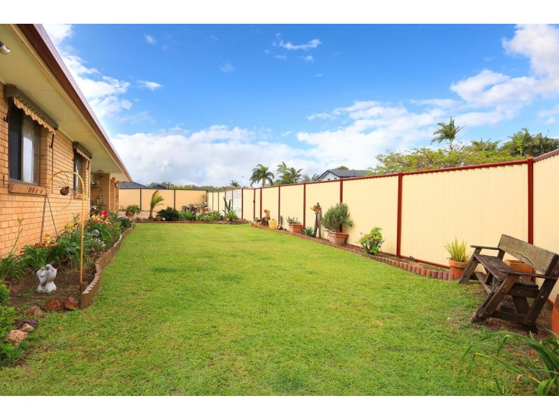 2 BURRENDONG Road, Coombabah QLD 4216