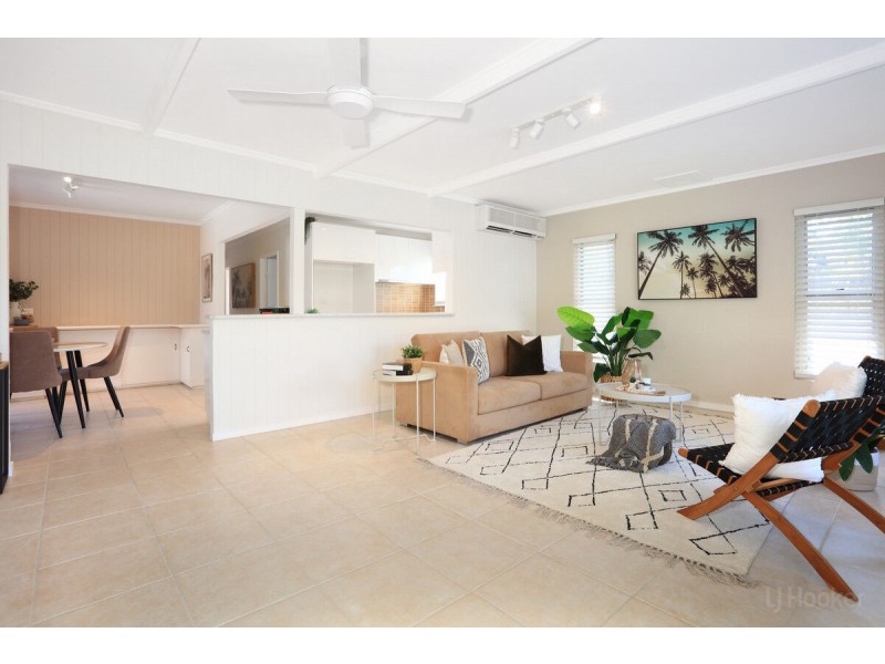 2 Bundarra Street, Coombabah QLD 4216