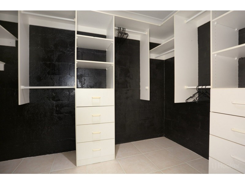 2 Bundarra Street, Coombabah QLD 4216