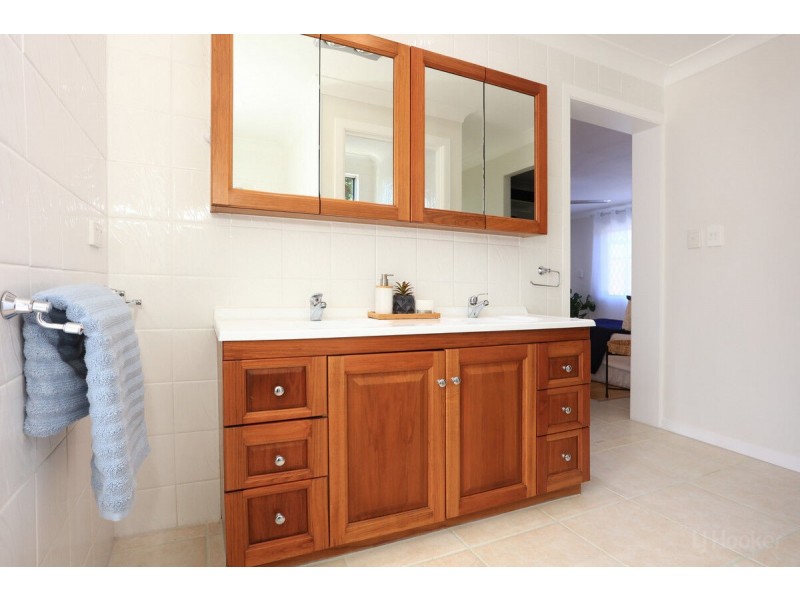 2 Bundarra Street, Coombabah QLD 4216