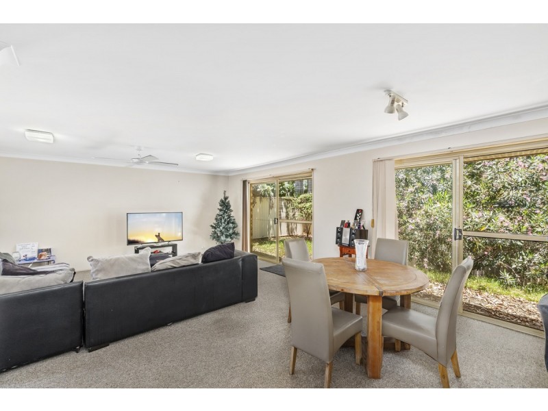 19 Eurimbula Court, Paradise Point QLD 4216