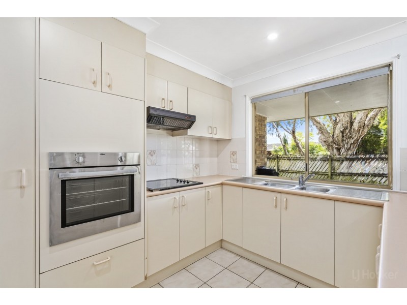 19 Eurimbula Court, Paradise Point QLD 4216