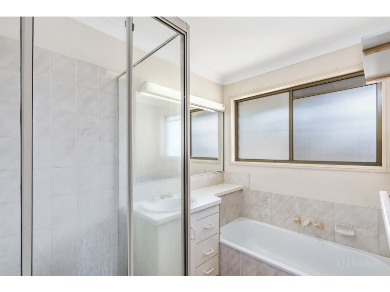 19 Eurimbula Court, Paradise Point QLD 4216