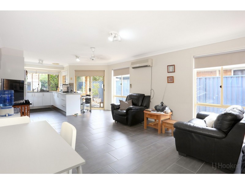 2/17 SANCTUARY Court, Coombabah QLD 4216