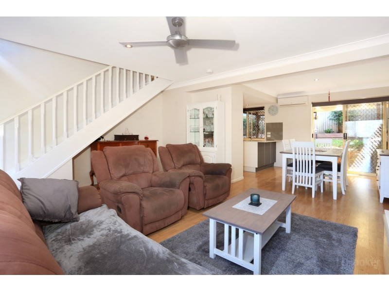 5/101 Whiting Street, Labrador QLD 4215