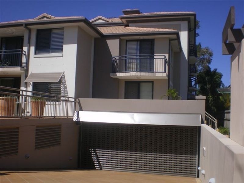 4/35 Loder Street, Labrador QLD 4215